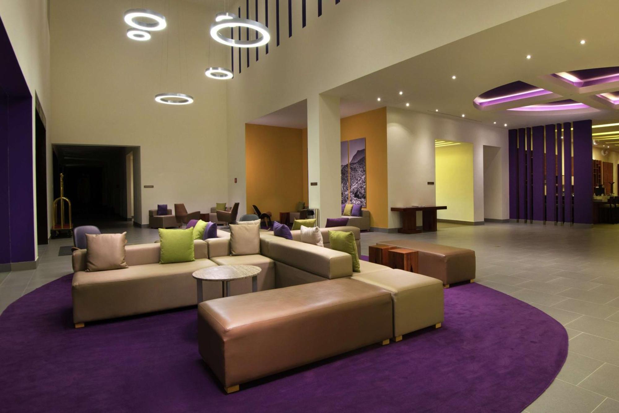 Hilton Garden Inn Monterrey Airport Вилья-Хуарес Экстерьер фото