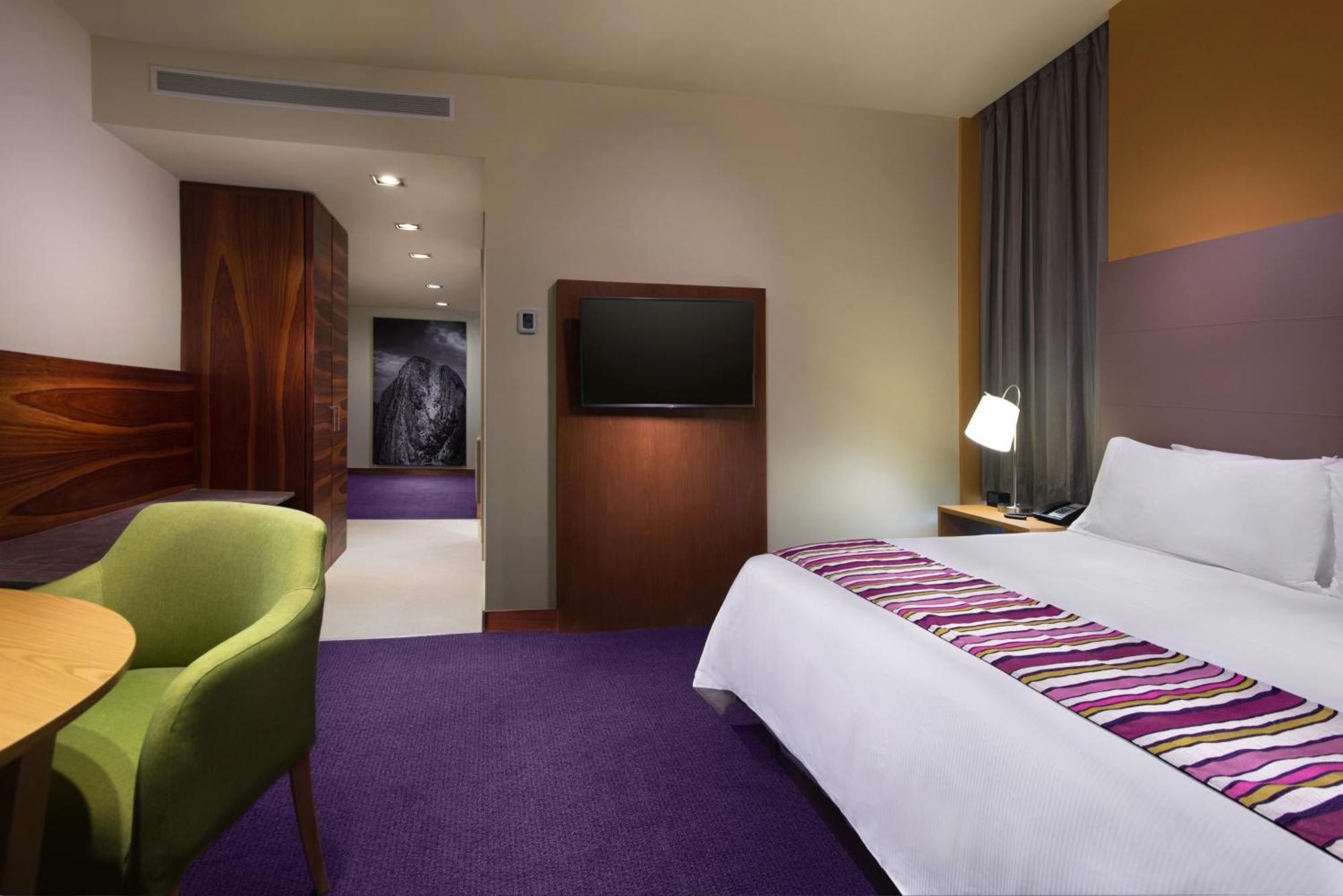 Hilton Garden Inn Monterrey Airport Вилья-Хуарес Экстерьер фото